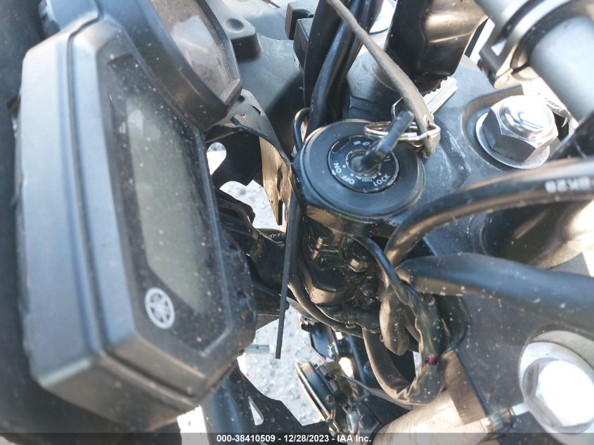 2009 YAMAHA FZ6 R - JYARJ18E89A002088