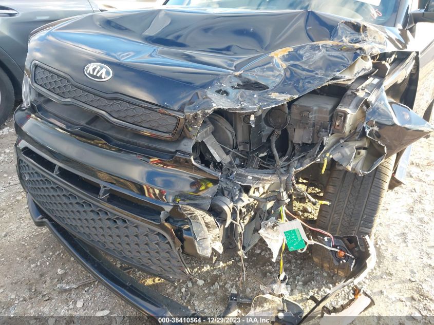 2016 KIA SOUL + - KNDJP3A50G7363573