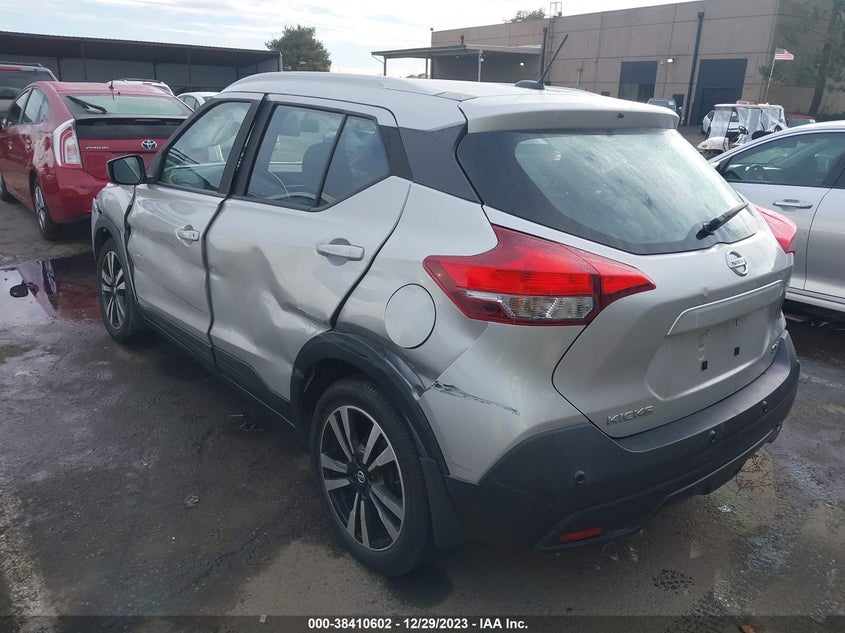 VIN 3N1CP5CVXLL516213 2020 NISSAN KICKS SV
