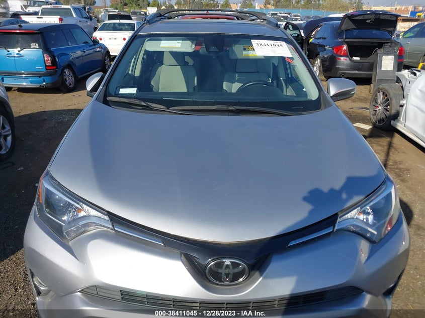 VIN JTMWFREV9JJ167549 2018 TOYOTA RAV4 ADVENTURE/XLE