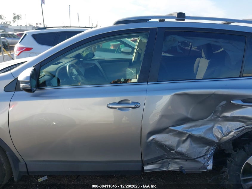 VIN JTMWFREV9JJ167549 2018 TOYOTA RAV4 ADVENTURE/XLE