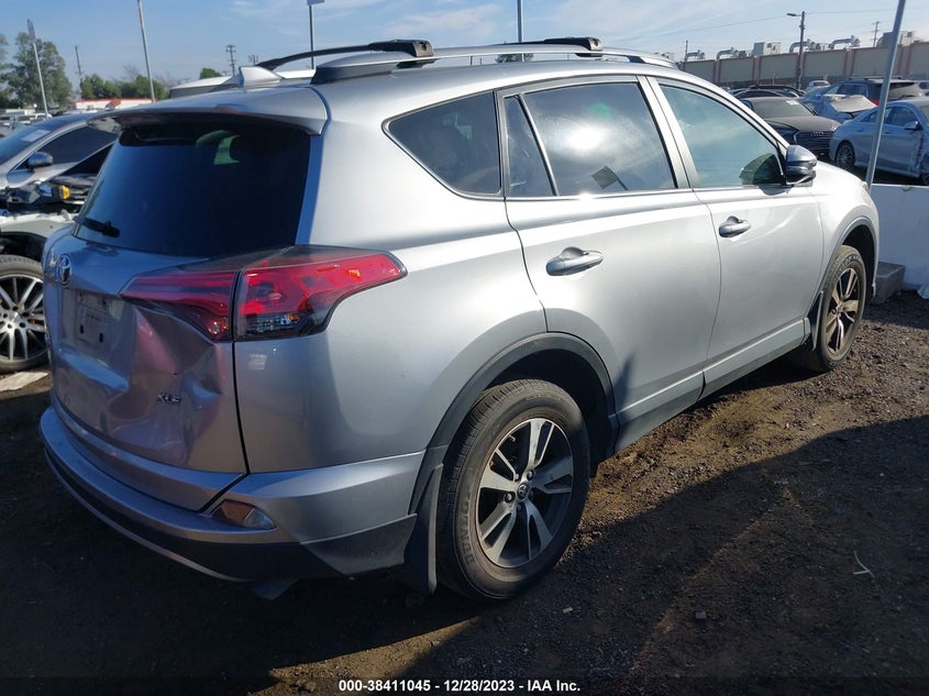 VIN JTMWFREV9JJ167549 2018 TOYOTA RAV4 ADVENTURE/XLE
