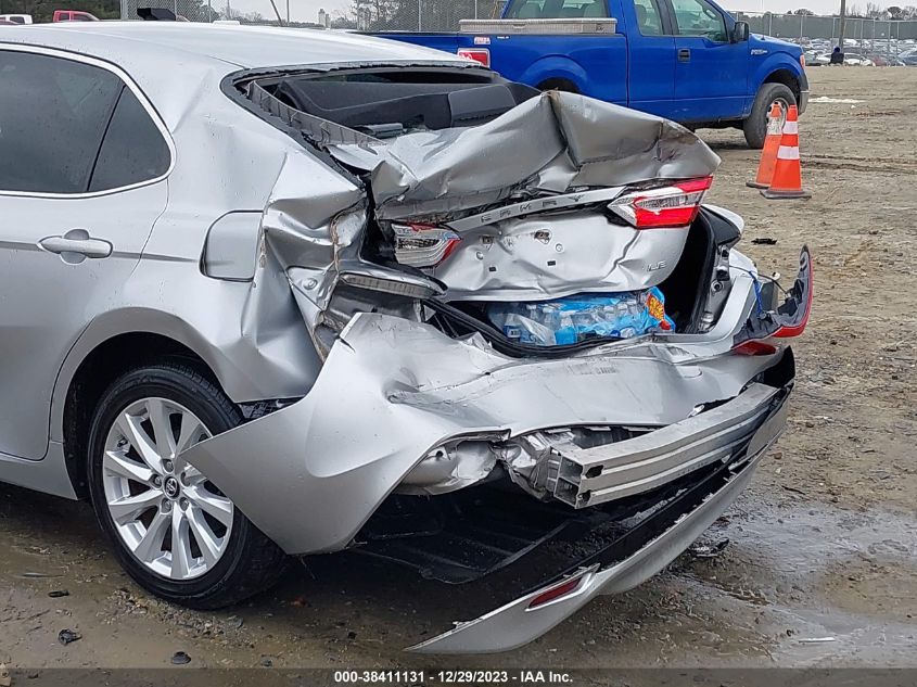 2018 TOYOTA CAMRY LE - 4T1B11HK3JU616198