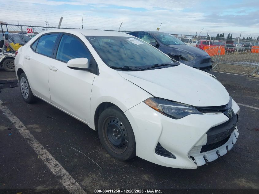 2018 TOYOTA COROLLA LE - 5YFBURHE6JP766968