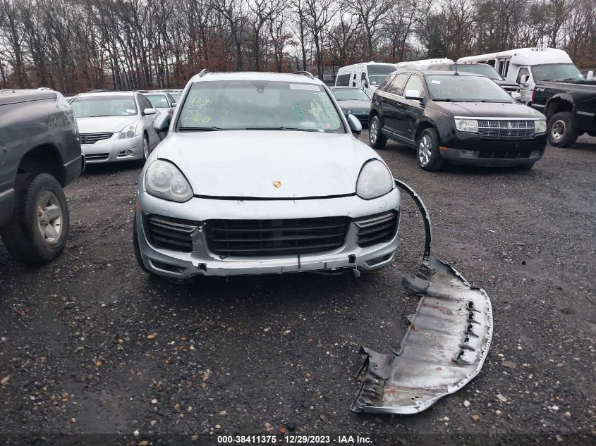 2017 PORSCHE CAYENNE GTS - WP1AD2A24HLA80271