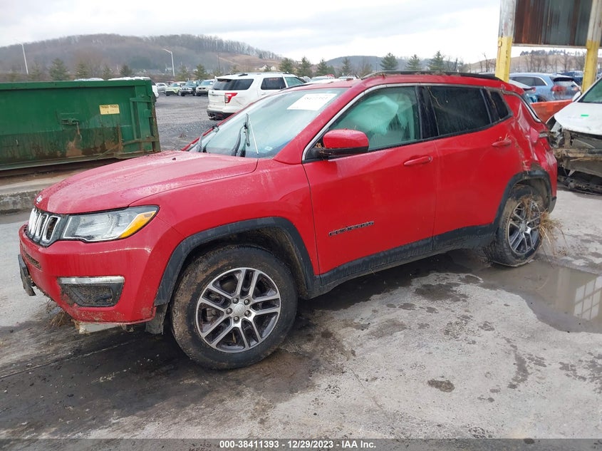 VIN 3C4NJCBB4KT769416 2019 JEEP COMPASS LATITUDE