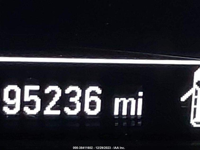2018 CHEVROLET TRAVERSE LT - 1GNERGKW0JJ260097