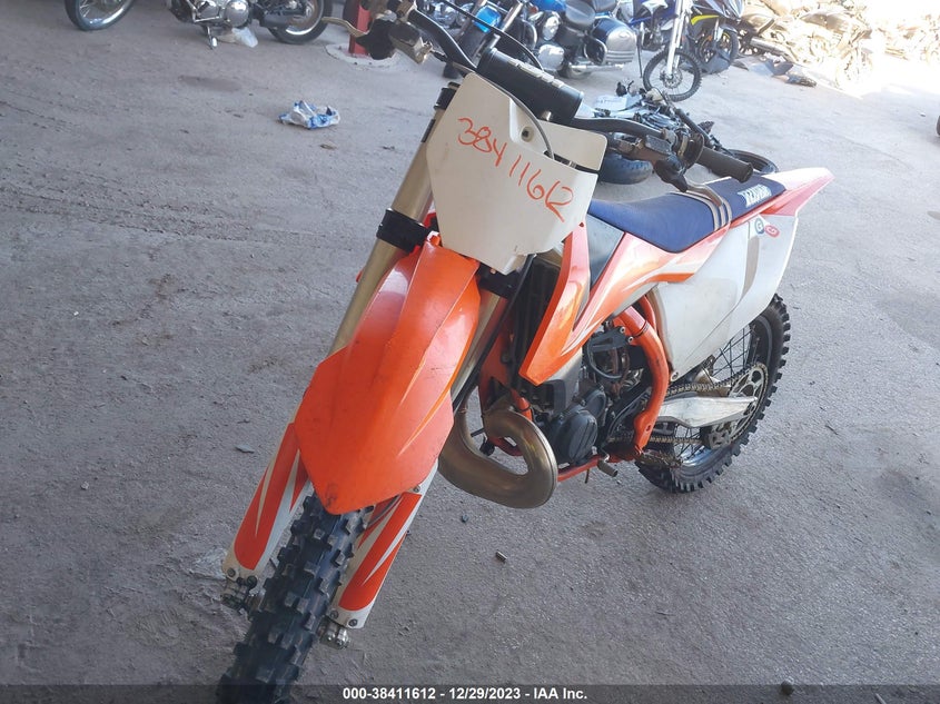 VIN VBKSXM23XJM223660 2018 KTM 250 SX