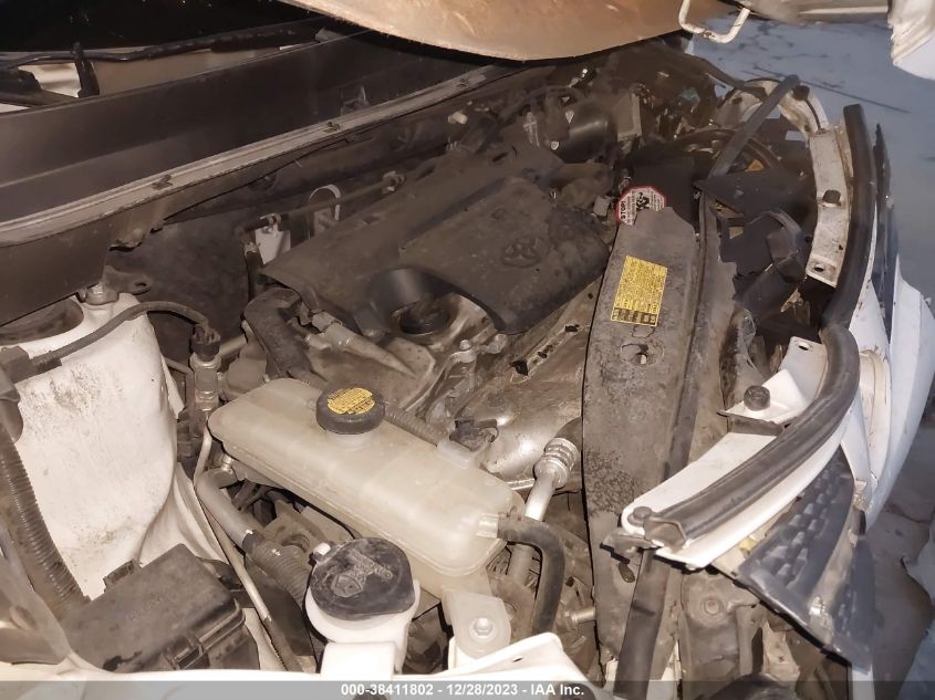 2013 TOYOTA RAV4 LE - JTMBFREV9D5007053