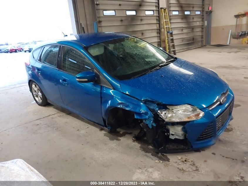 2014 FORD FOCUS SE - 1FADP3K21EL181375