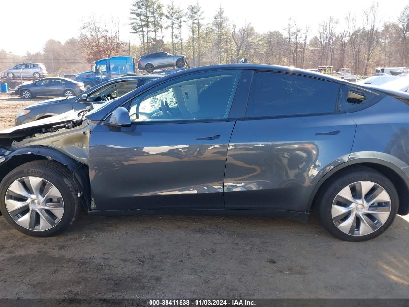 2022 TESLA MODEL Y LONG RANGE DUAL MOTOR ALL-WHEEL DRIVE - 7SAYGDEE4NA010341