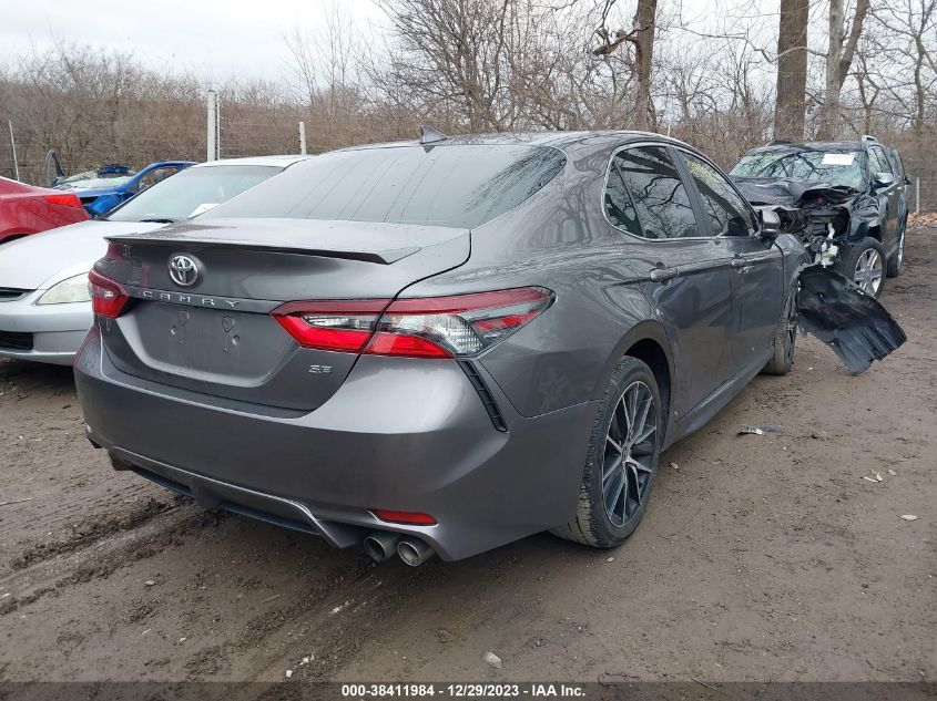 2022 TOYOTA CAMRY SE/SE NIGHT SHADE - 4T1T11BKXNU058689
