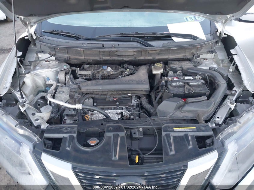 VIN KNMAT2MT4JP505026 2018 NISSAN ROGUE S/SV