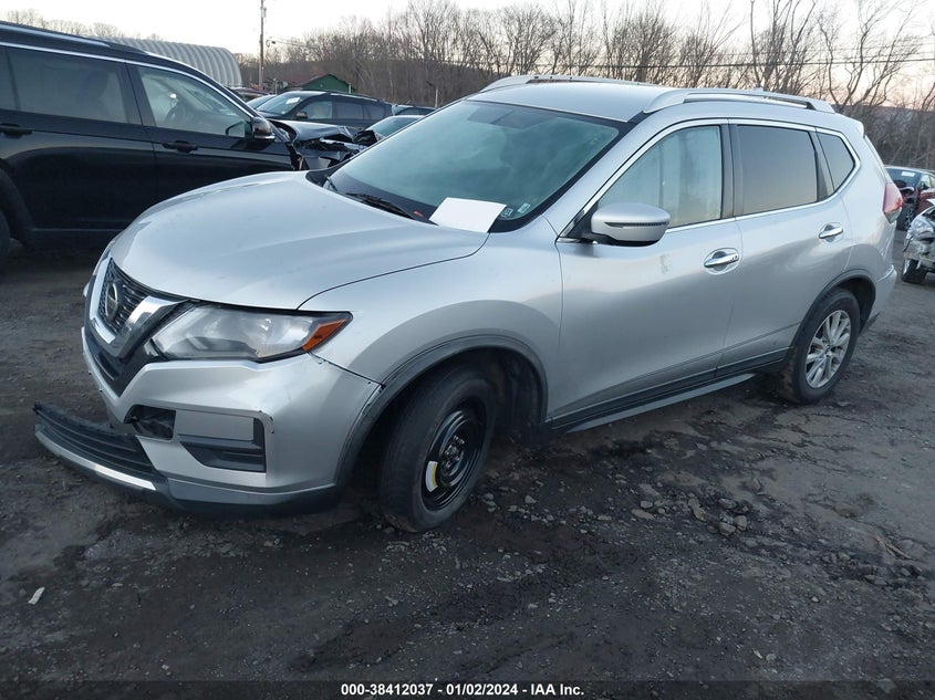 VIN KNMAT2MT4JP505026 2018 NISSAN ROGUE S/SV