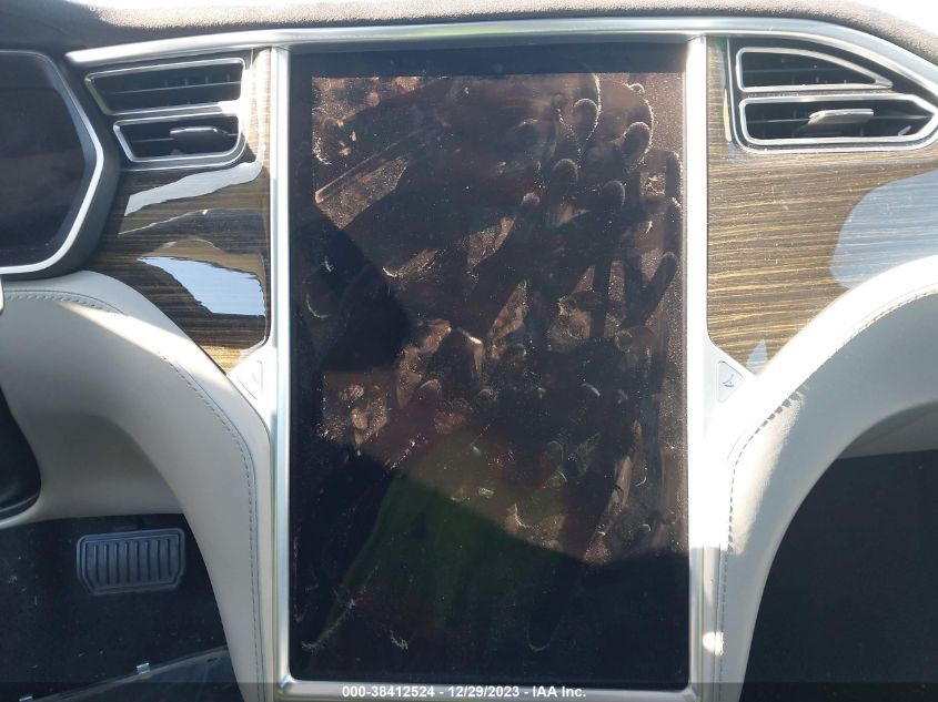 2015 TESLA MODEL S - 5YJSA1E2XFF109498