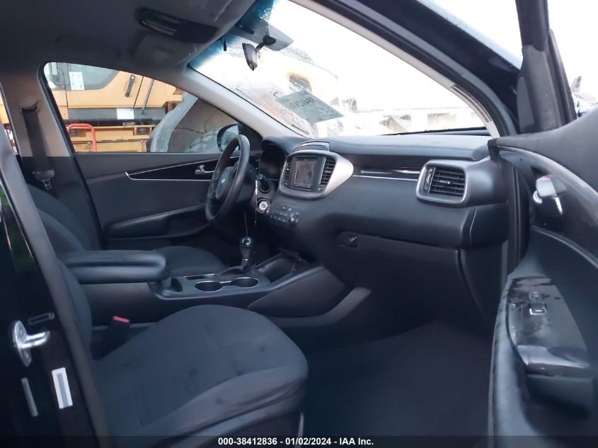 2016 KIA SORENTO 2.4L L - 5XYPG4A3XGG011876