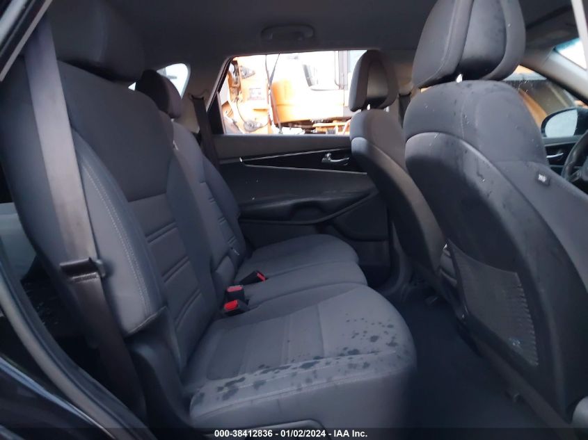 2016 KIA SORENTO 2.4L L - 5XYPG4A3XGG011876