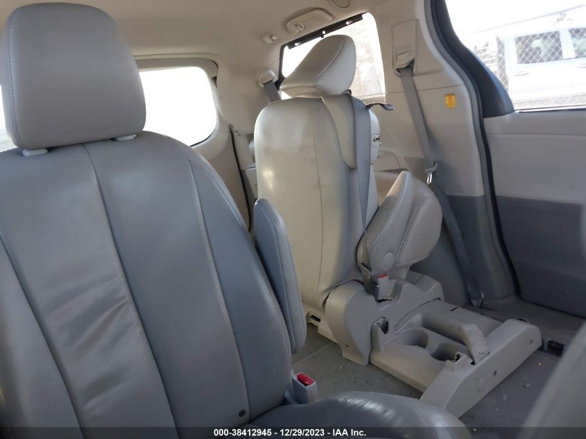 2013 TOYOTA SIENNA XLE/LIMITED - 5TDYK3DCXDS287997