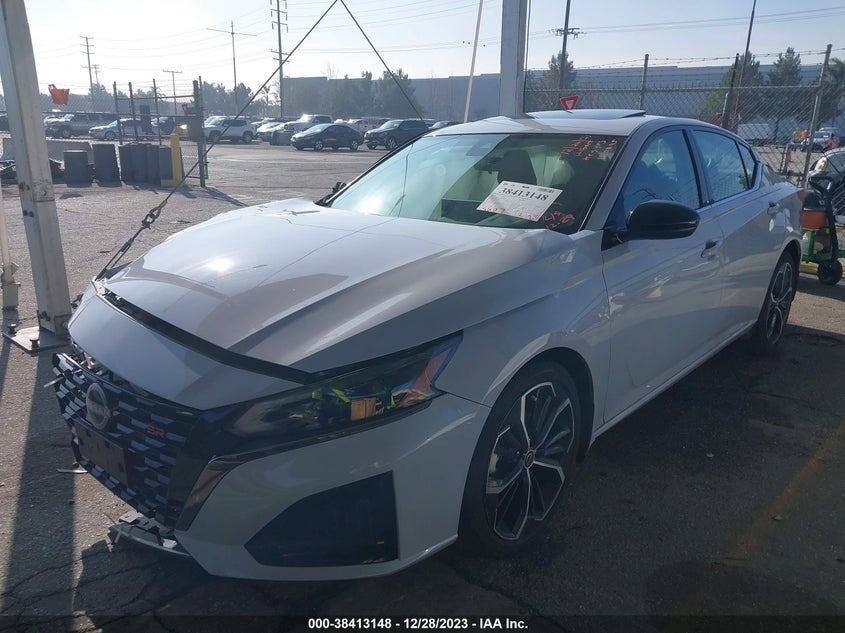 VIN 1N4BL4CV9RN300561 2024 NISSAN ALTIMA SR
