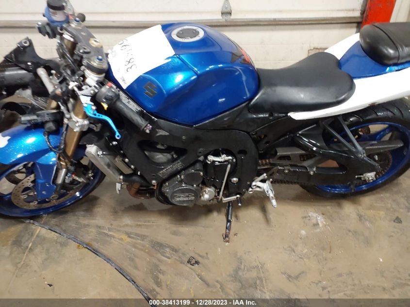 2007 SUZUKI GSX-R600 - JS1GN7DA472120677