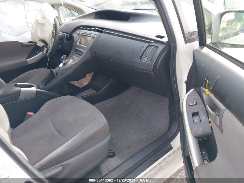 2014 TOYOTA PRIUS TWO - JTDKN3DU4E0376619