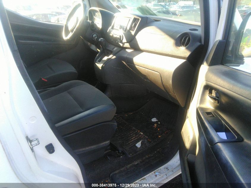 2014 NISSAN NV200 2.5S/2.5SV - 3N6CM0KN8EK696002