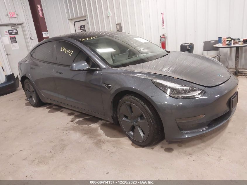 2022 TESLA MODEL 3 REAR-WHEEL DRIVE - 5YJ3E1EA7NF338915