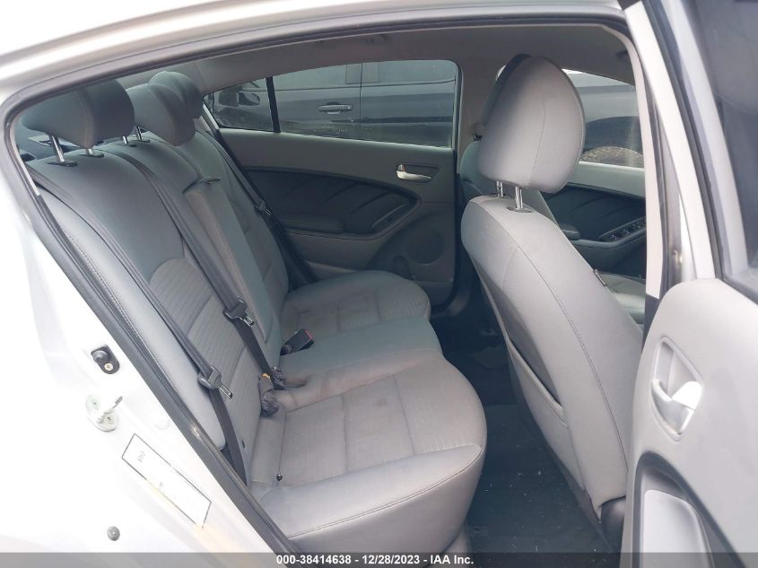 2018 KIA FORTE LX/S - 3KPFL4A76JE174684