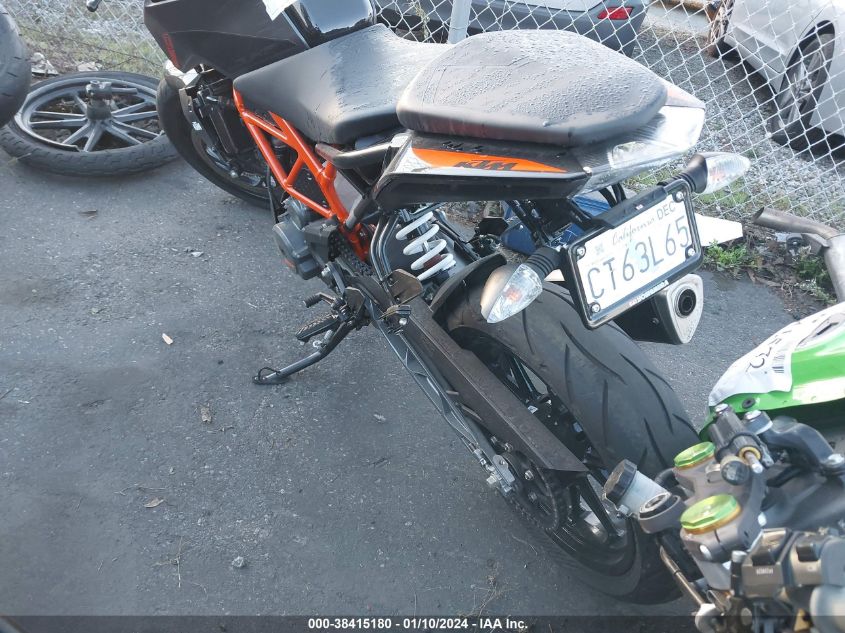 2023 KTM 390 DUKE MD2JPJ404PC241076