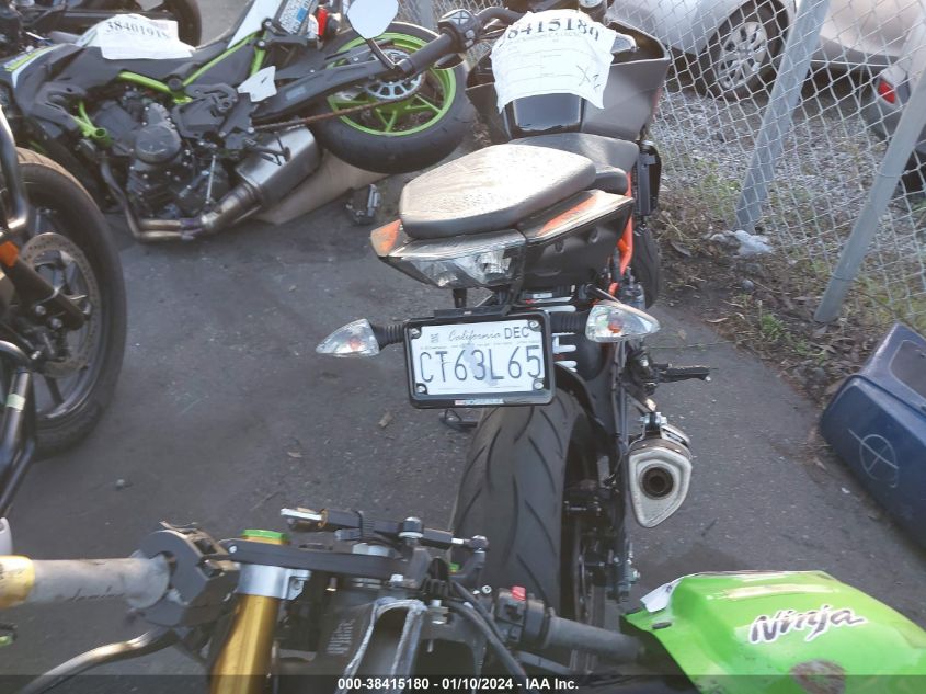 2023 KTM 390 DUKE MD2JPJ404PC241076
