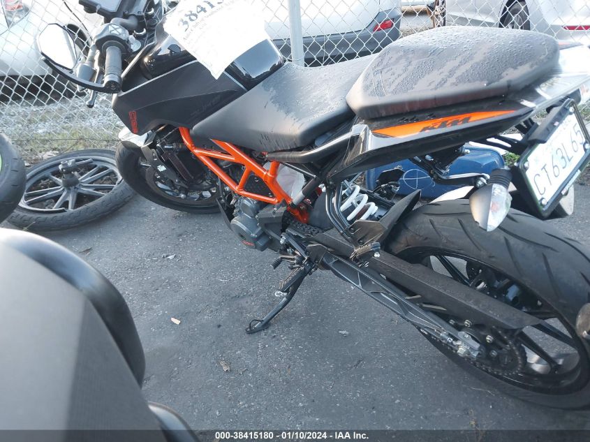 2023 KTM 390 DUKE MD2JPJ404PC241076