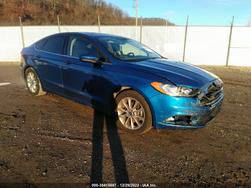 Lot #2541528422 2017 FORD FUSION SE salvage car