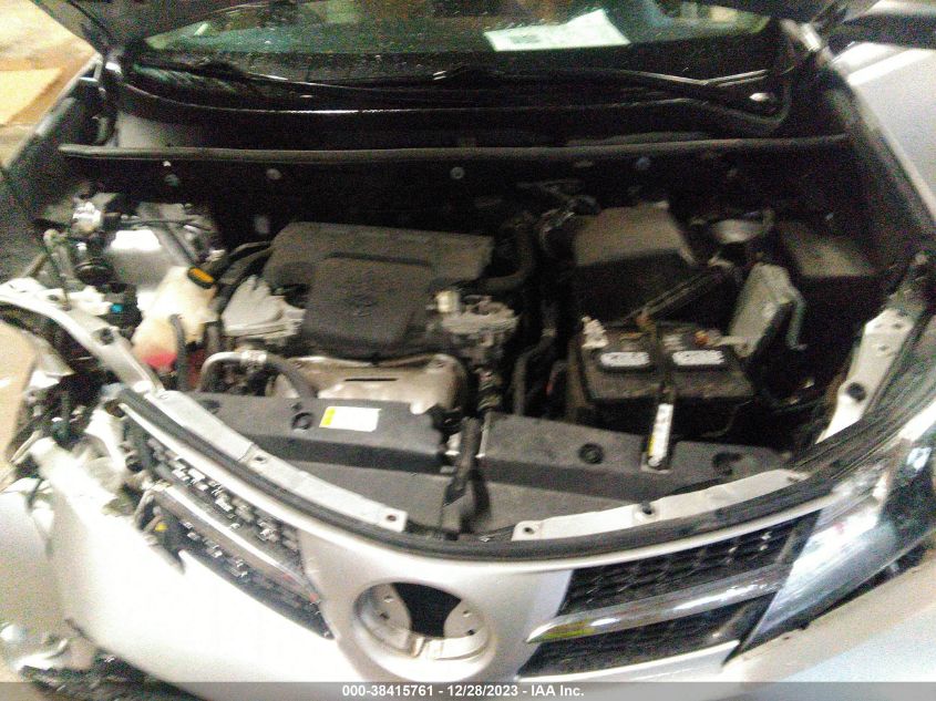 2015 TOYOTA RAV4 XLE - 2T3RFREV3FW401108