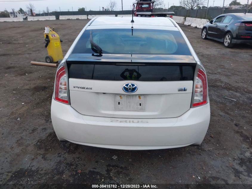 2015 TOYOTA PRIUS TWO - JTDKN3DU0F0406877