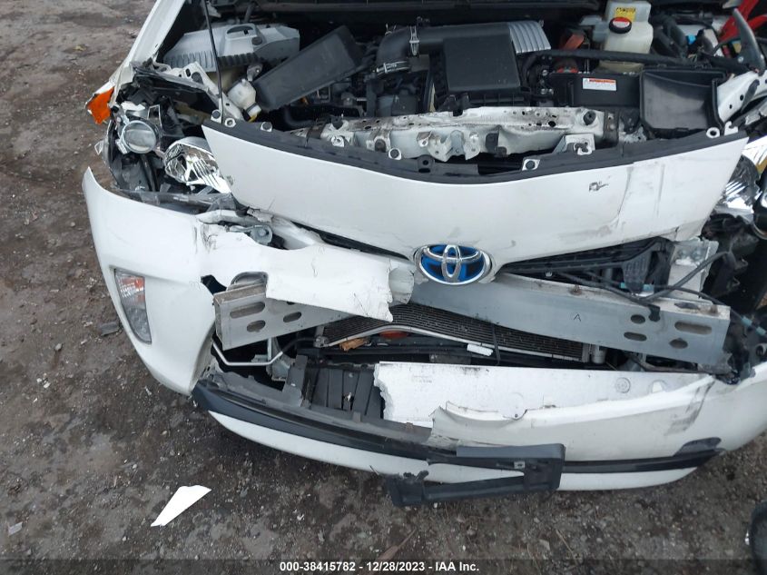 2015 TOYOTA PRIUS TWO - JTDKN3DU0F0406877