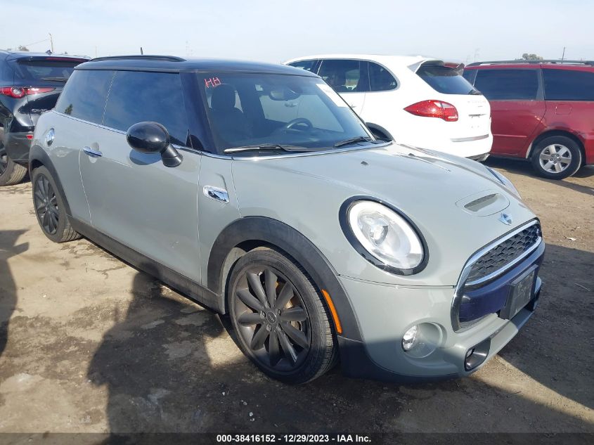 2016 MINI HARDTOP COOPER S - WMWXP7C52G2A43988