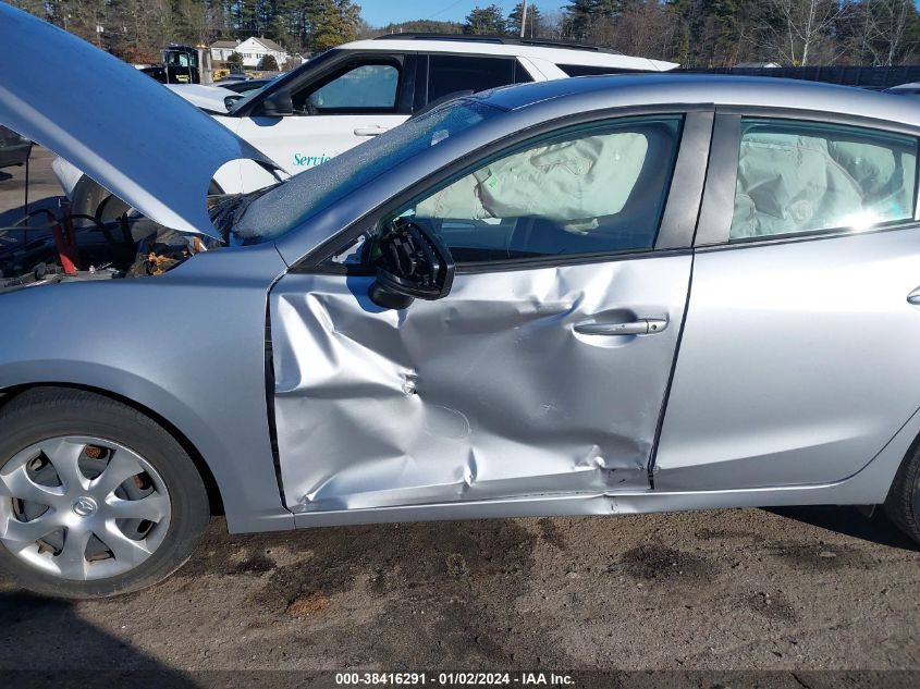 2017 MAZDA MAZDA3 4-DOOR SPORT - 3MZBN1U75HM108000