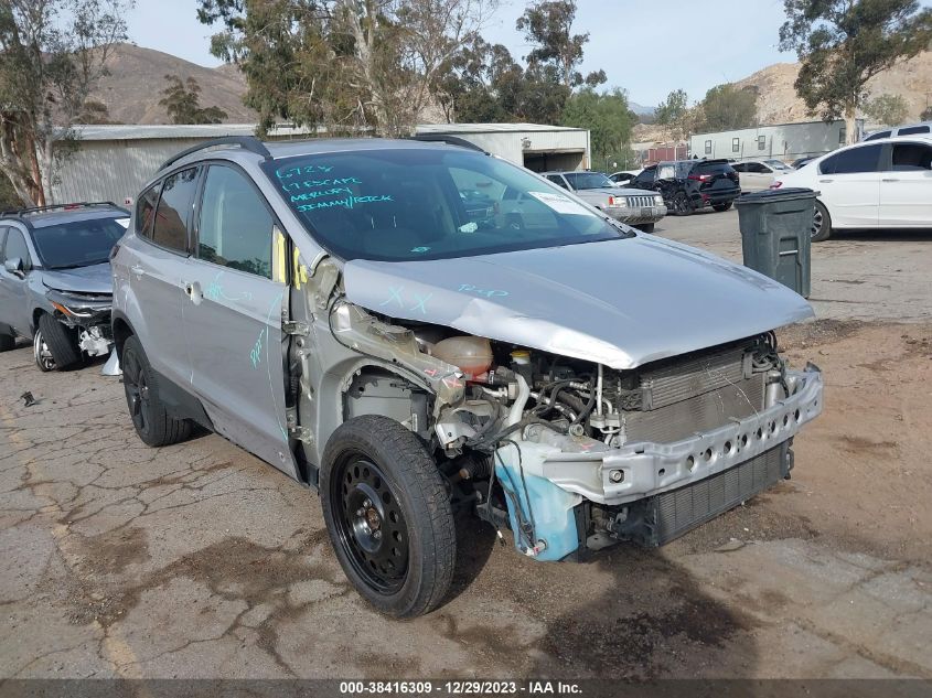 2017 FORD ESCAPE SE - 1FMCU0GD8HUC27043