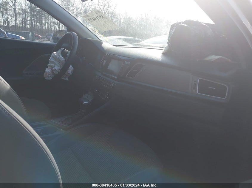 VIN KNDCB3LC5H5051846 2017 KIA NIRO FE/LX