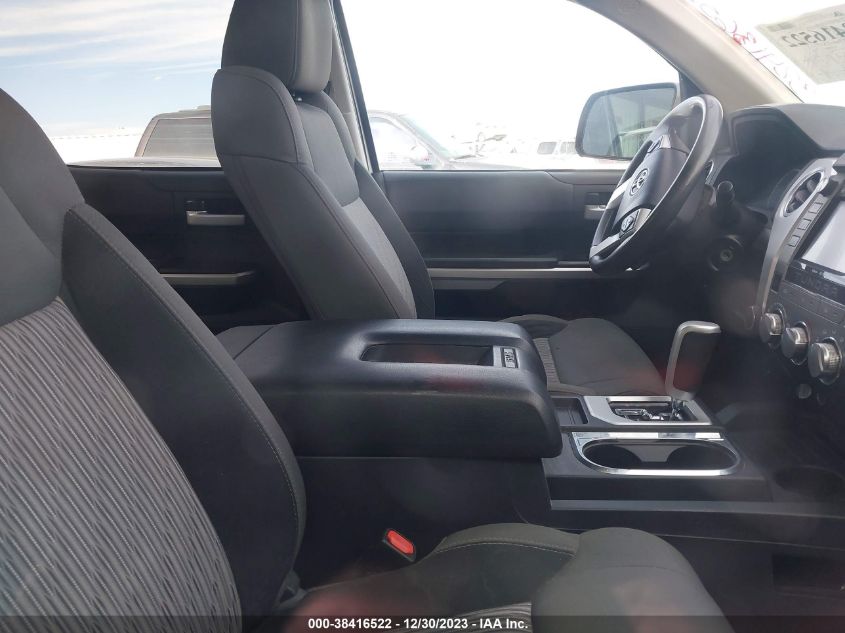 2017 TOYOTA TUNDRA SR5 5.7L V8 - 5TFDW5F12HX612183