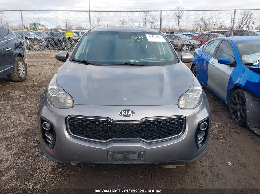 VIN KNDPMCAC5H7100904 2017 KIA SPORTAGE LX
