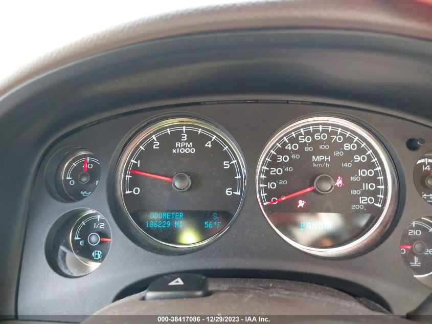 2014 CHEVROLET SUBURBAN 1500 C1500 LT - 1GNSCJE09ER218138