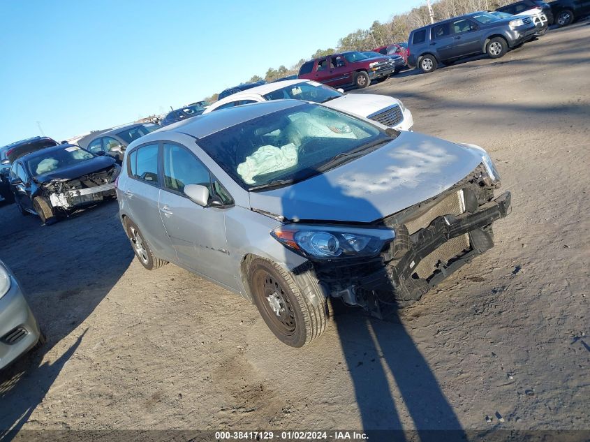 Lot #2534661411 2016 KIA FORTE LX salvage car