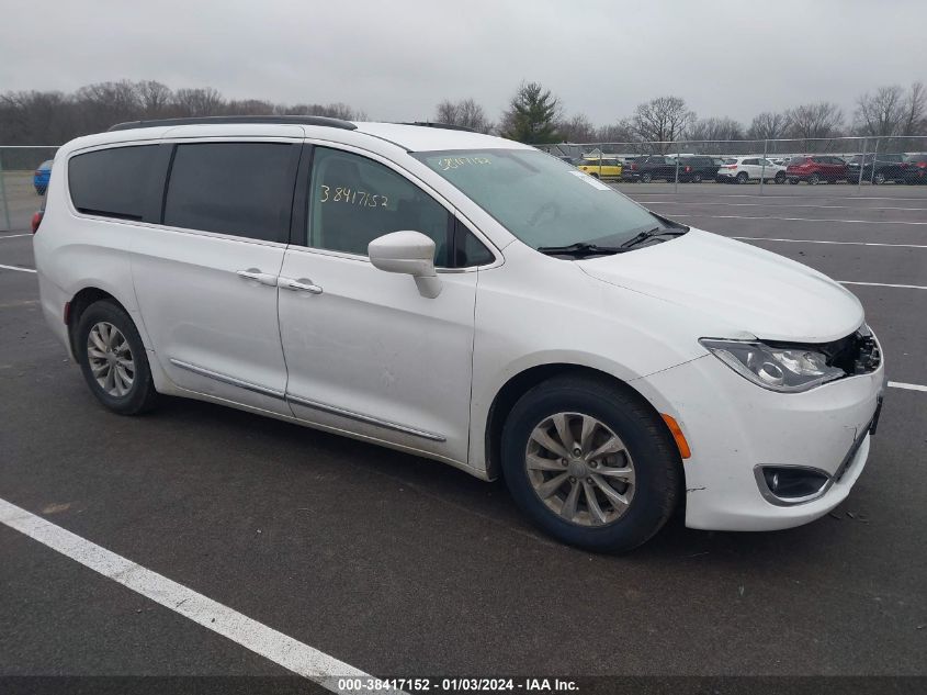 CHRYSLER-PACIFICA-2C4RC1BG4HR524185