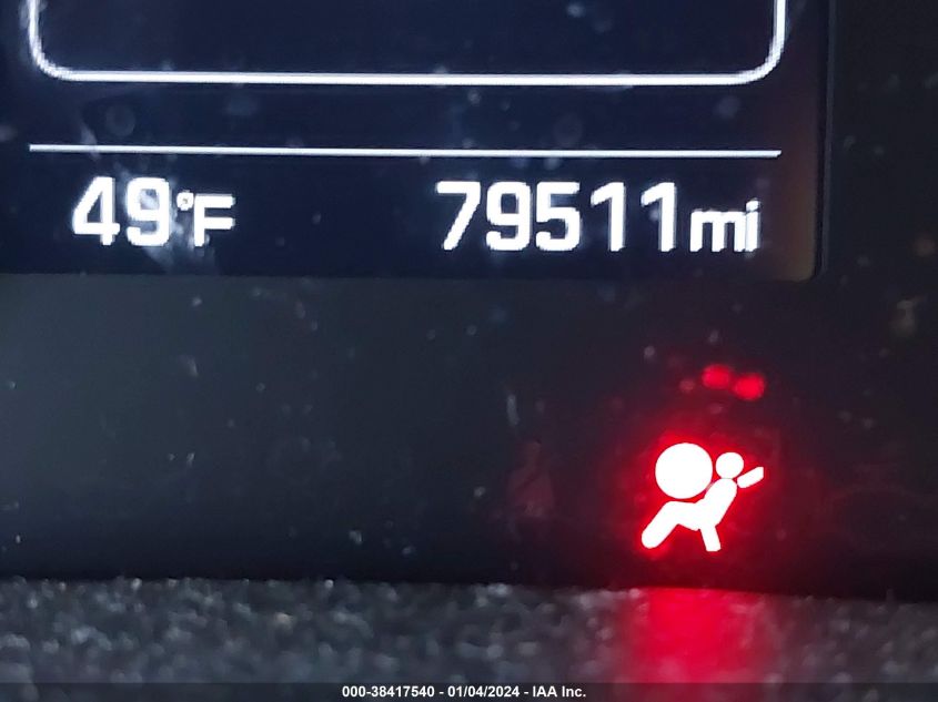 2018 HYUNDAI ELANTRA SEL - 5NPD84LF5JH294131