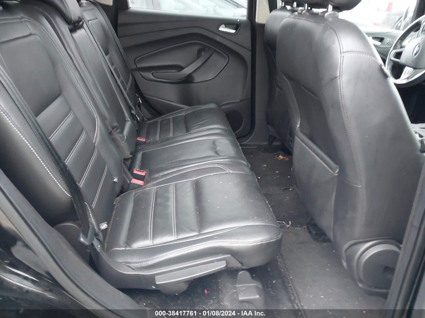 VIN 1FMCU9HD0JUD17151 2018 FORD ESCAPE SEL