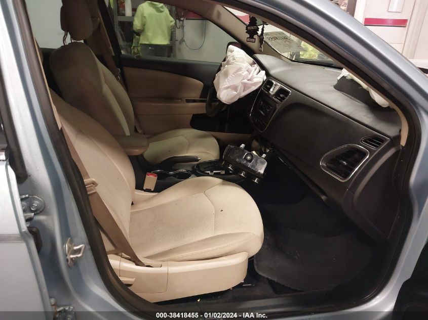 2013 CHRYSLER 200 LX - 1C3CCBABXDN560492