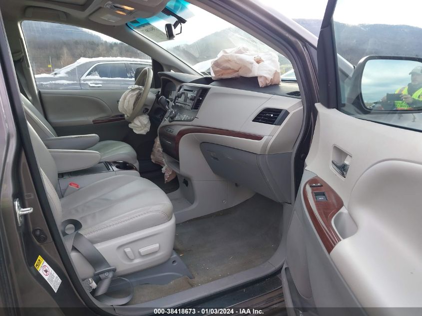 2013 TOYOTA SIENNA XLE/LIMITED - 5TDYK3DC5DS384895