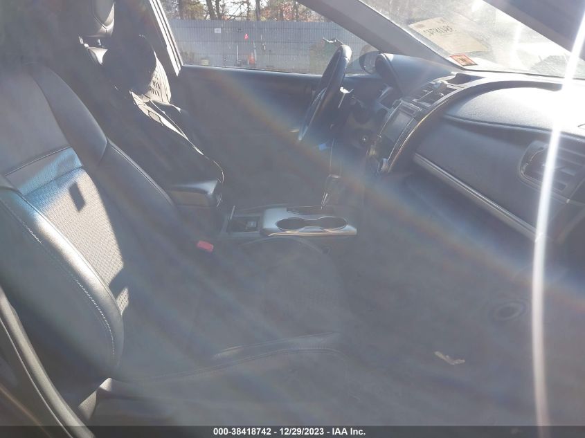 2014 TOYOTA CAMRY SE - 4T1BF1FK0EU396366
