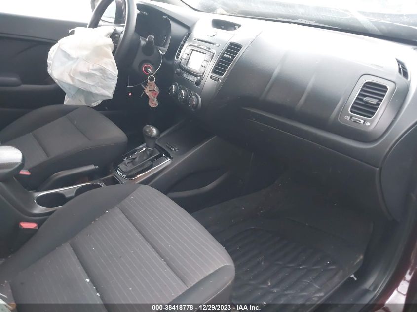 2017 KIA FORTE LX/S - 3KPFL4A73HE082474